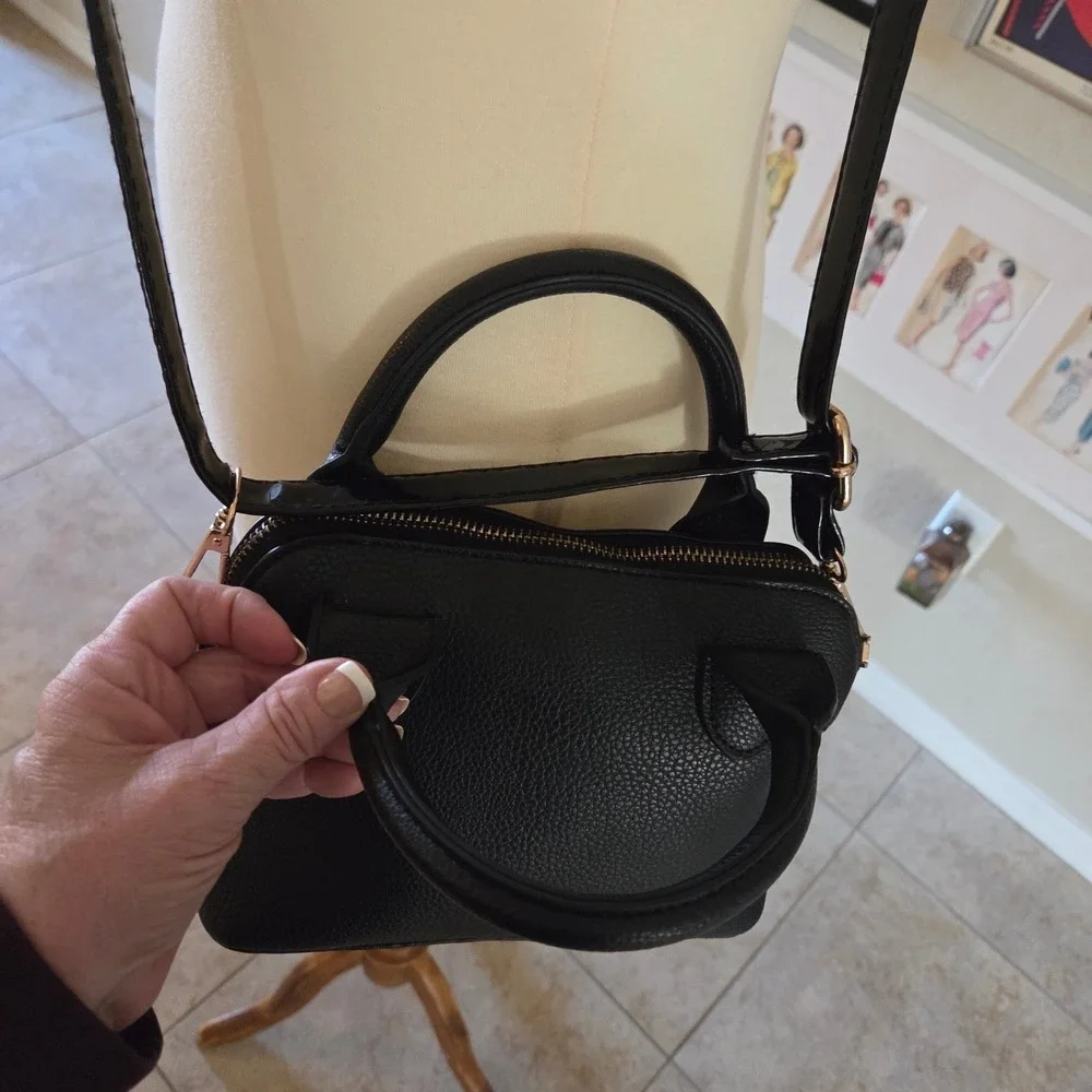 Bebe Black Pebble Grain Dome Satchel Crossbody‎ Bag Gold Logo Top Handle